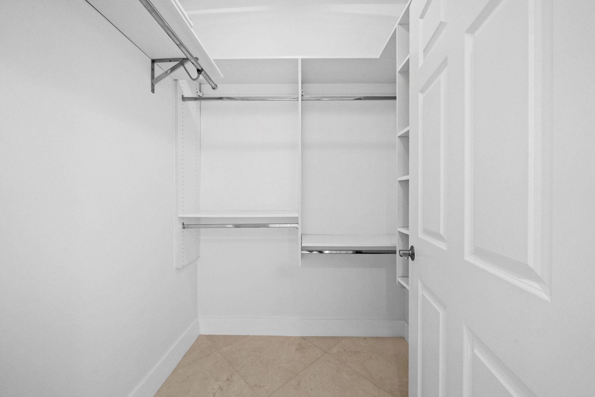 411 N New River Dr Drive E, Unit 3605, Fort Lauderdale, FL 33301 Photo