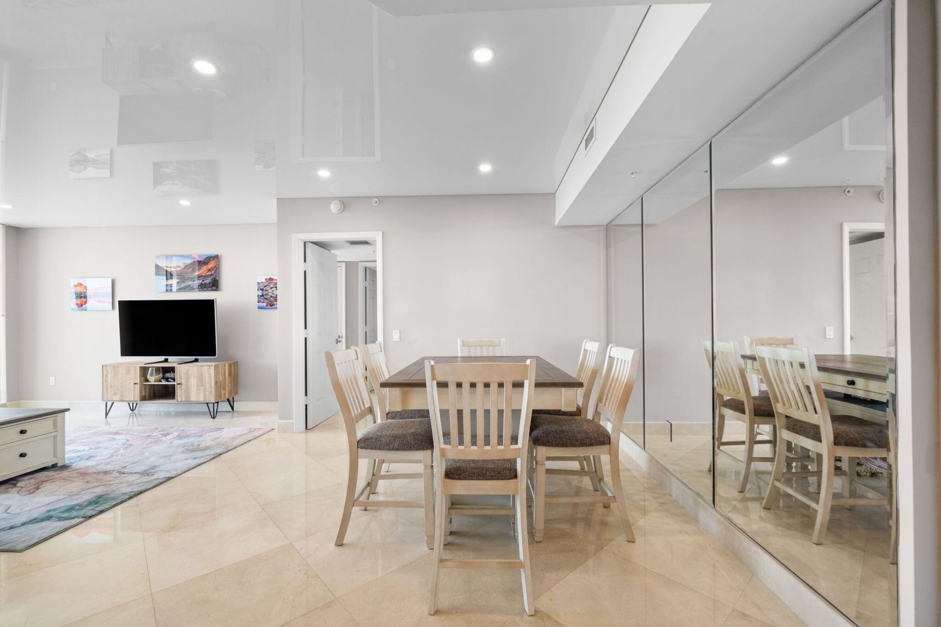 411 N New River Dr Drive E, Unit 3605, Fort Lauderdale, FL 33301 Photo