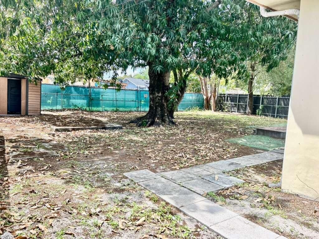 350 E 58th Street, Hialeah, FL 33013 Photo