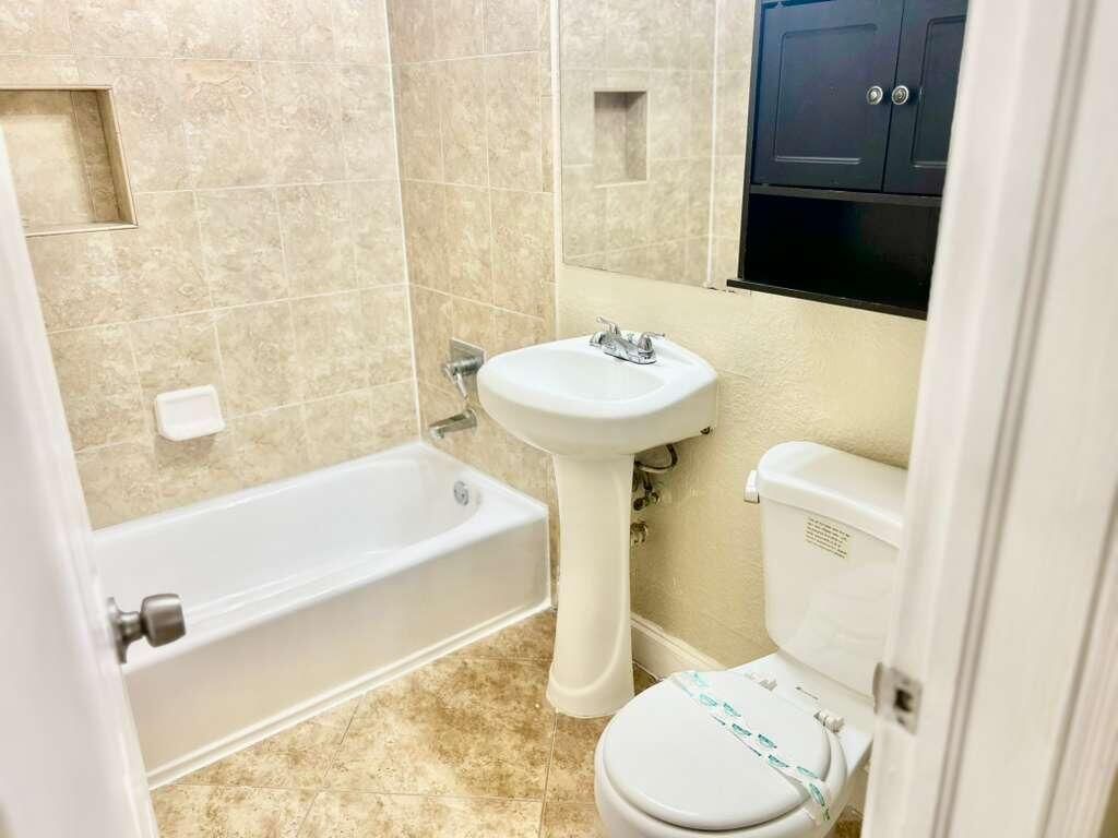 350 E 58th Street, Hialeah, FL 33013 Photo