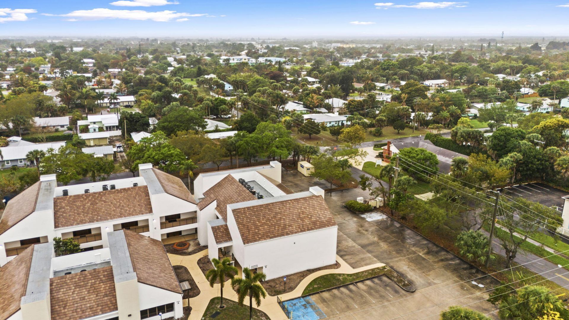 900 SE Ocean Boulevard, Unit 202b, Stuart, FL 34997 Photo