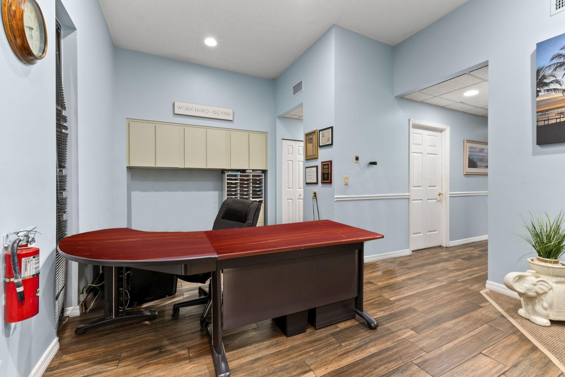 900 SE Ocean Boulevard, Unit 202b, Stuart, FL 34997 Photo