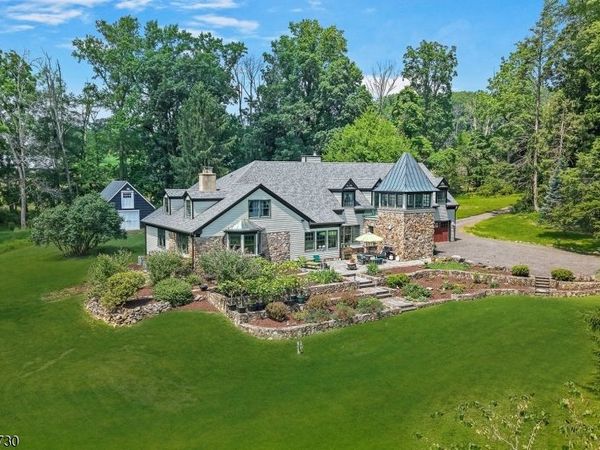 121 Stanton Mountain Road, Clinton, NJ 08833