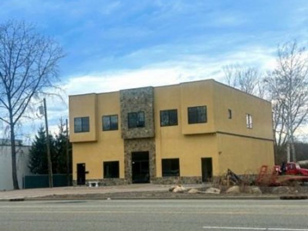 81 Passaic Ave, Fairfield, NJ 07004