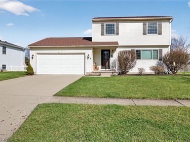 436 Bayberry Drive, Elyria, OH 44035