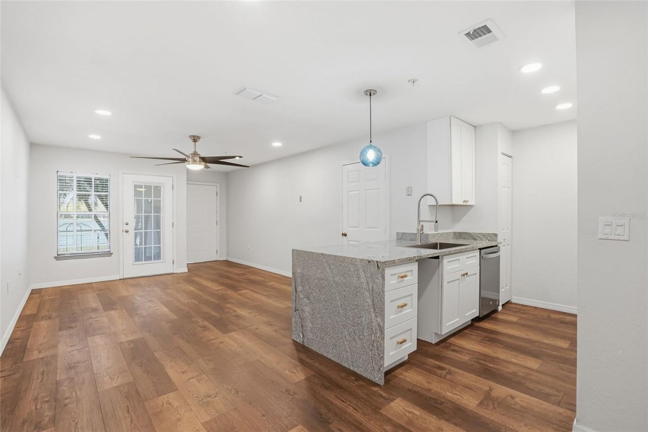 8809 Manor Loop , Unit 106, Lakewood Ranch, FL 34202 Photo