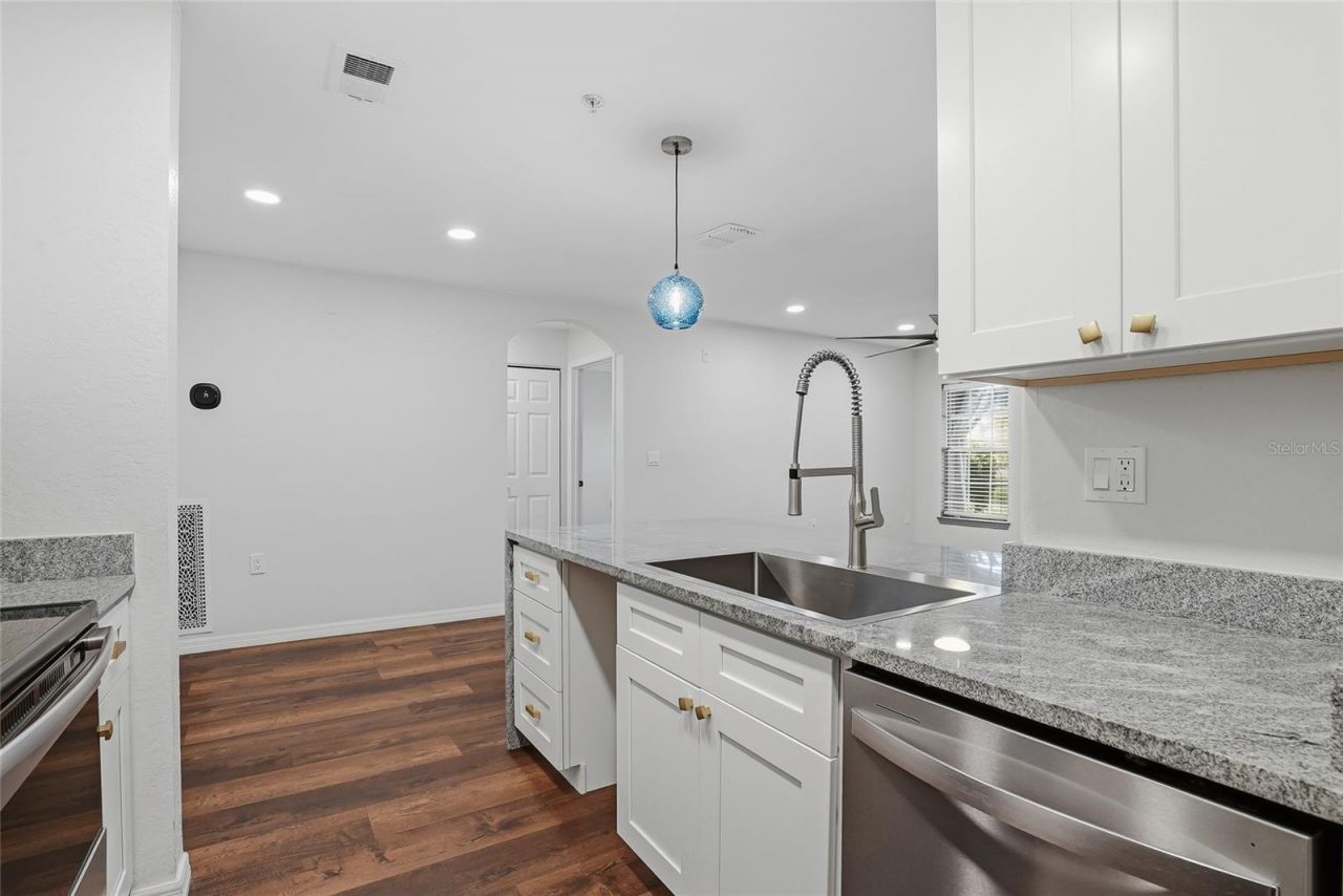 8809 Manor Loop , Unit 106, Lakewood Ranch, FL 34202 Photo