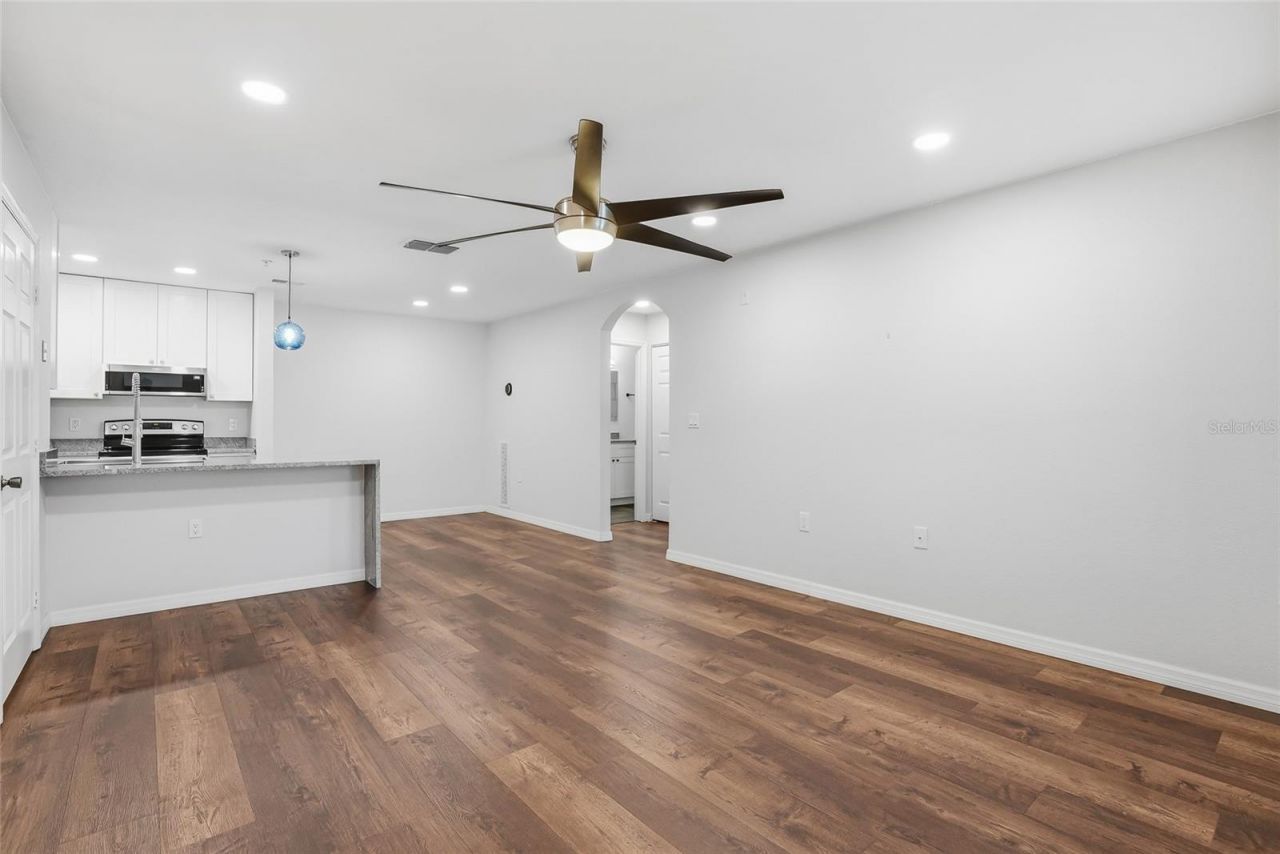 8809 Manor Loop , Unit 106, Lakewood Ranch, FL 34202 Photo