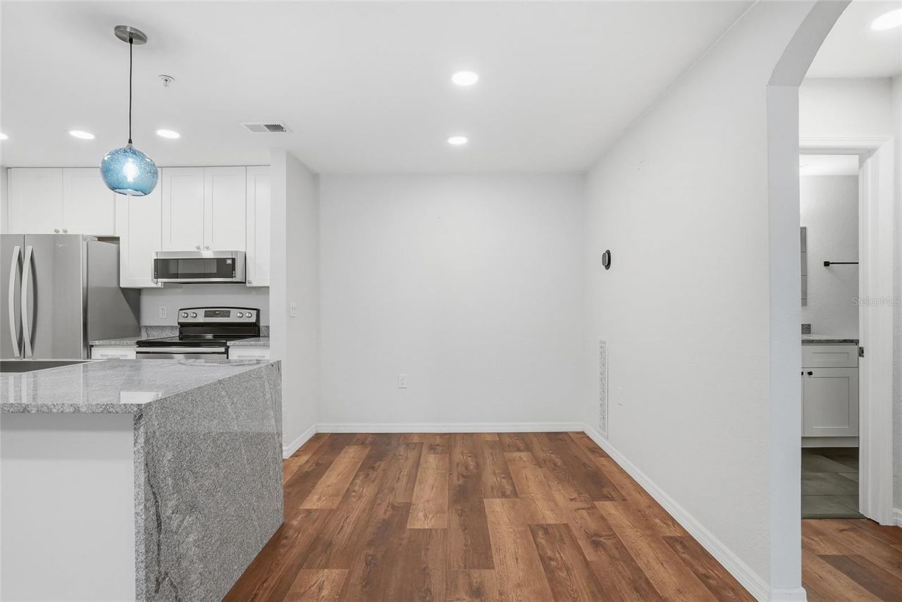 8809 Manor Loop , Unit 106, Lakewood Ranch, FL 34202 Photo