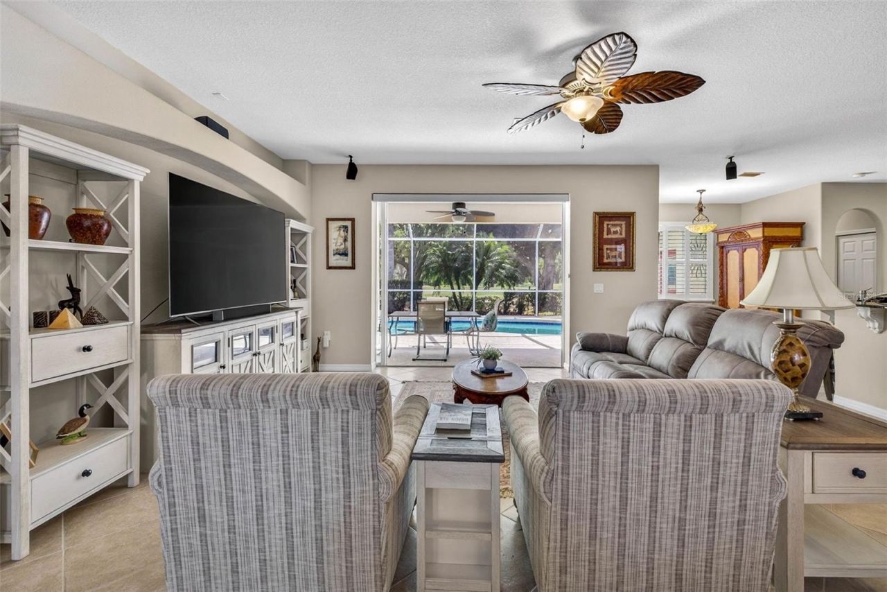 3819 Salida Delsol Drive , Sun City Center, FL 33573 Photo