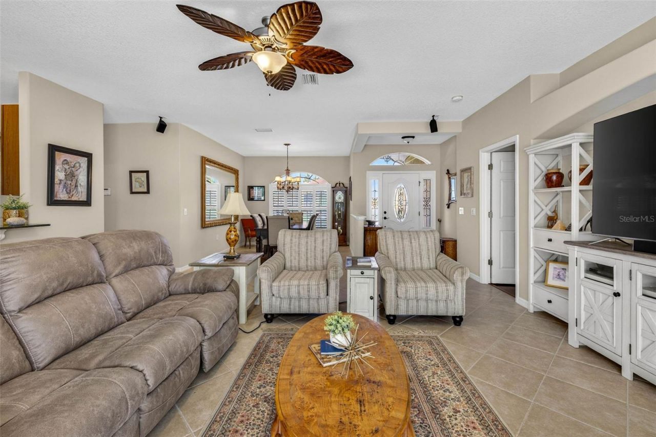 3819 Salida Delsol Drive , Sun City Center, FL 33573 Photo