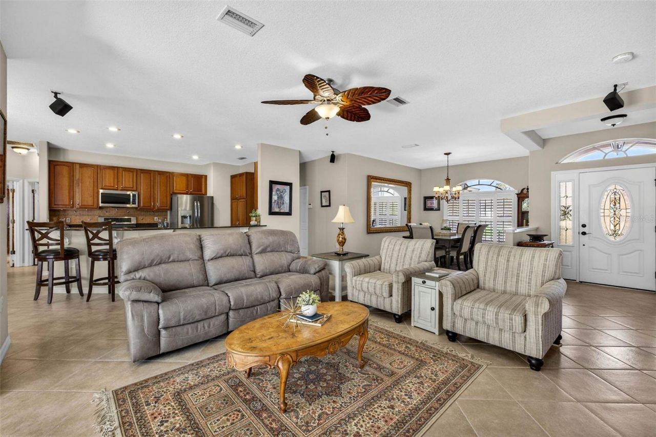 3819 Salida Delsol Drive , Sun City Center, FL 33573 Photo
