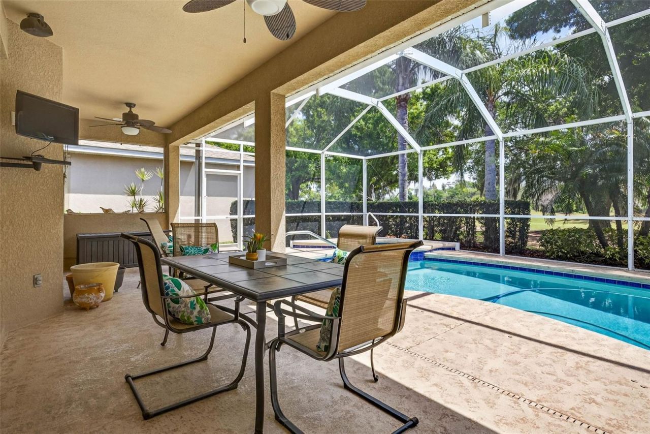 3819 Salida Delsol Drive , Sun City Center, FL 33573 Photo