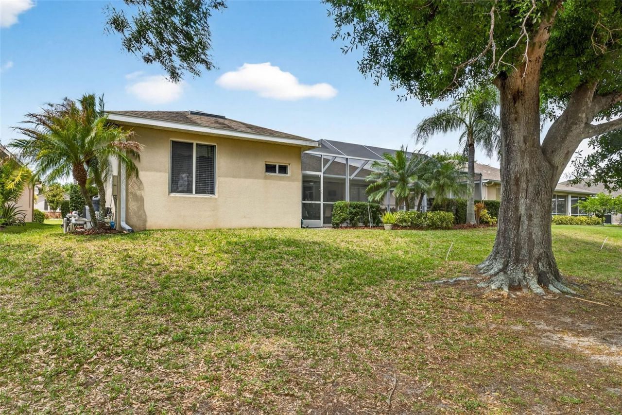 3819 Salida Delsol Drive , Sun City Center, FL 33573 Photo