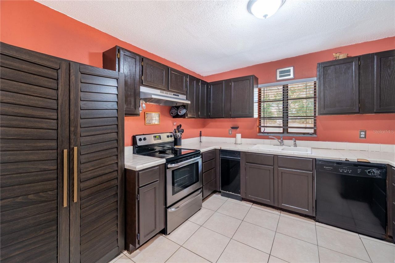 7410 5th Avenue N, Saint Petersburg, FL 33710 Photo