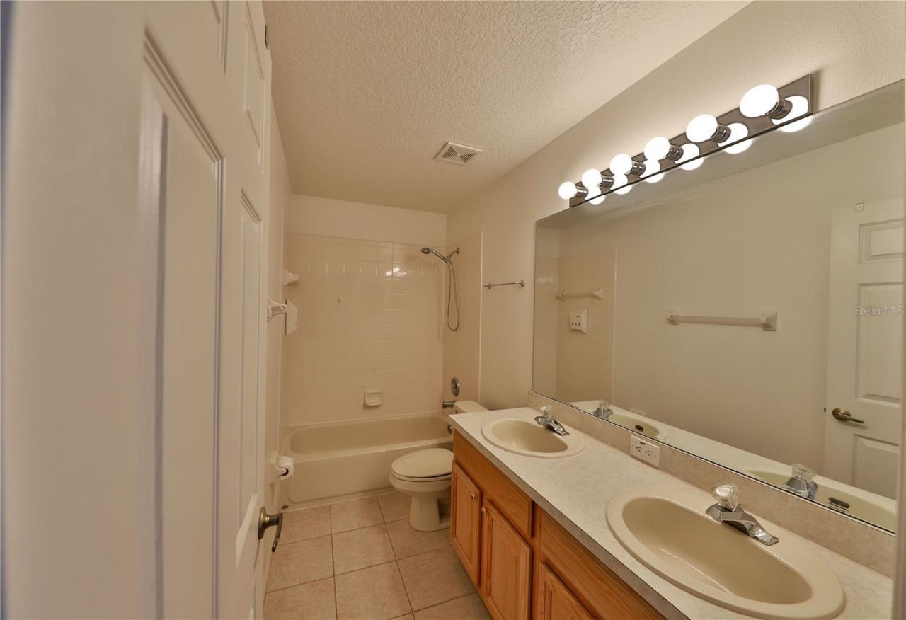 363 Twelve Oaks Drive, Winter Springs, FL 32708 Photo