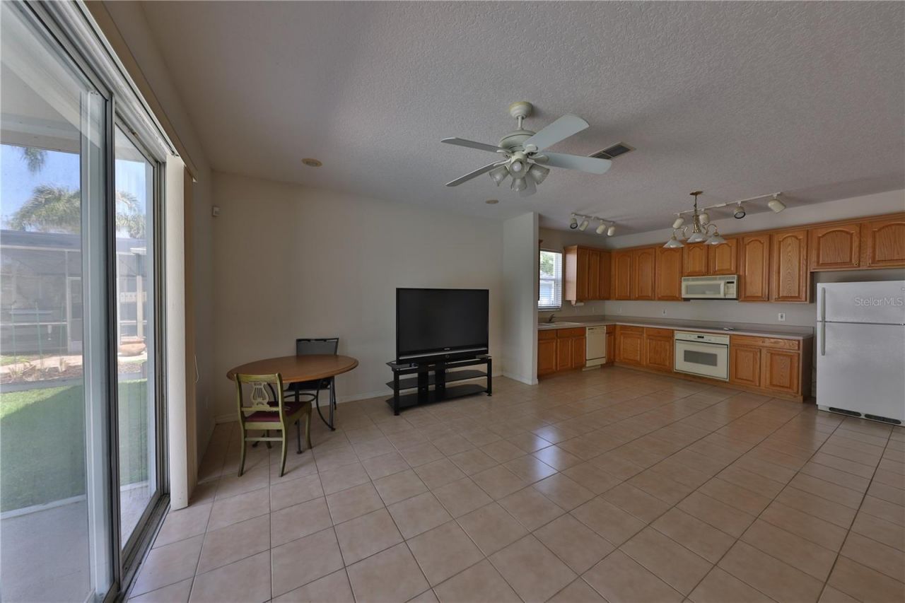 363 Twelve Oaks Drive, Winter Springs, FL 32708 Photo