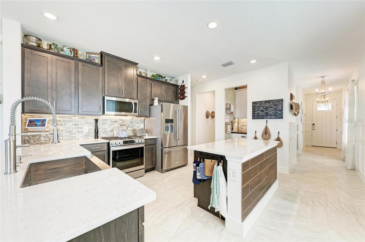 4253 Pond Brook Court , Bradenton, FL 34211 Photo