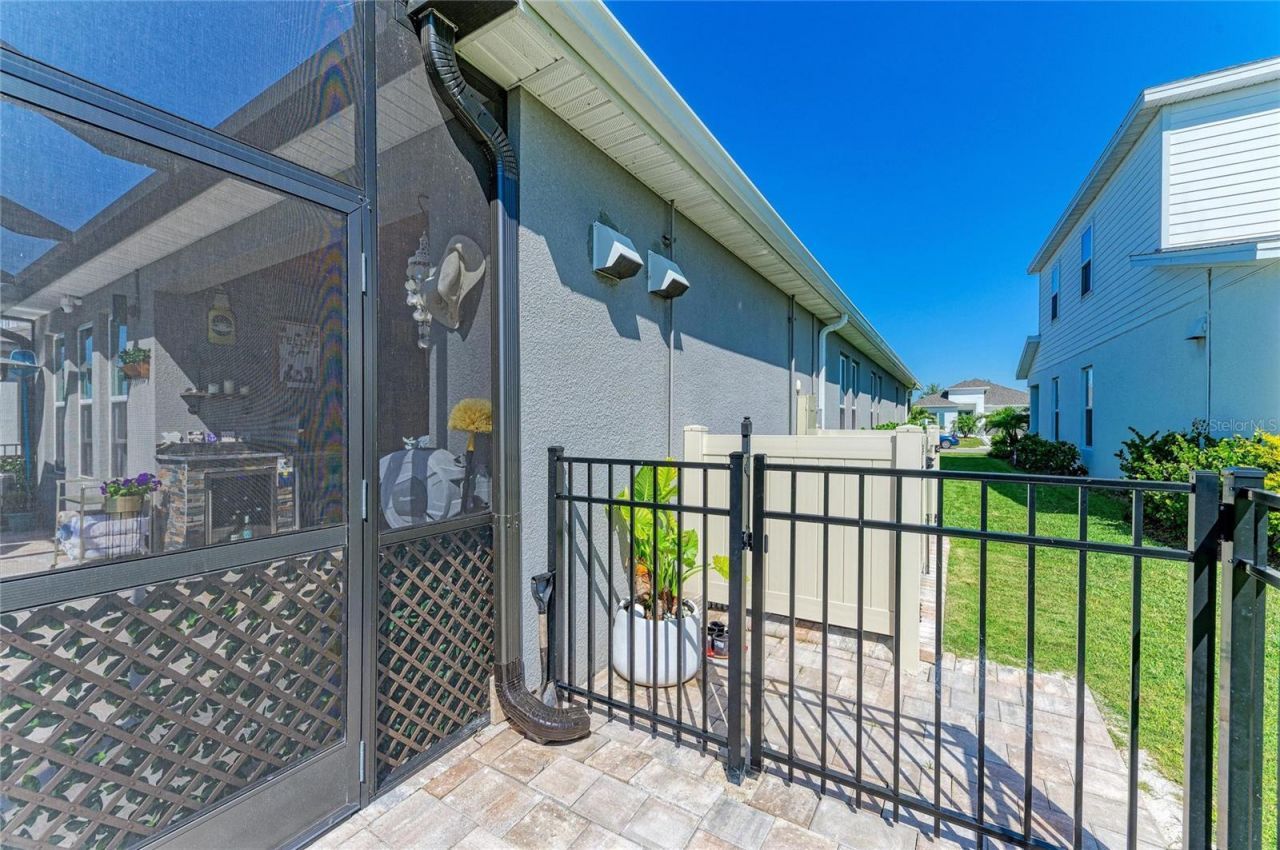 4253 Pond Brook Court , Bradenton, FL 34211 Photo