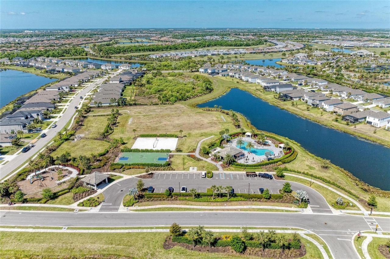 4253 Pond Brook Court , Bradenton, FL 34211 Photo