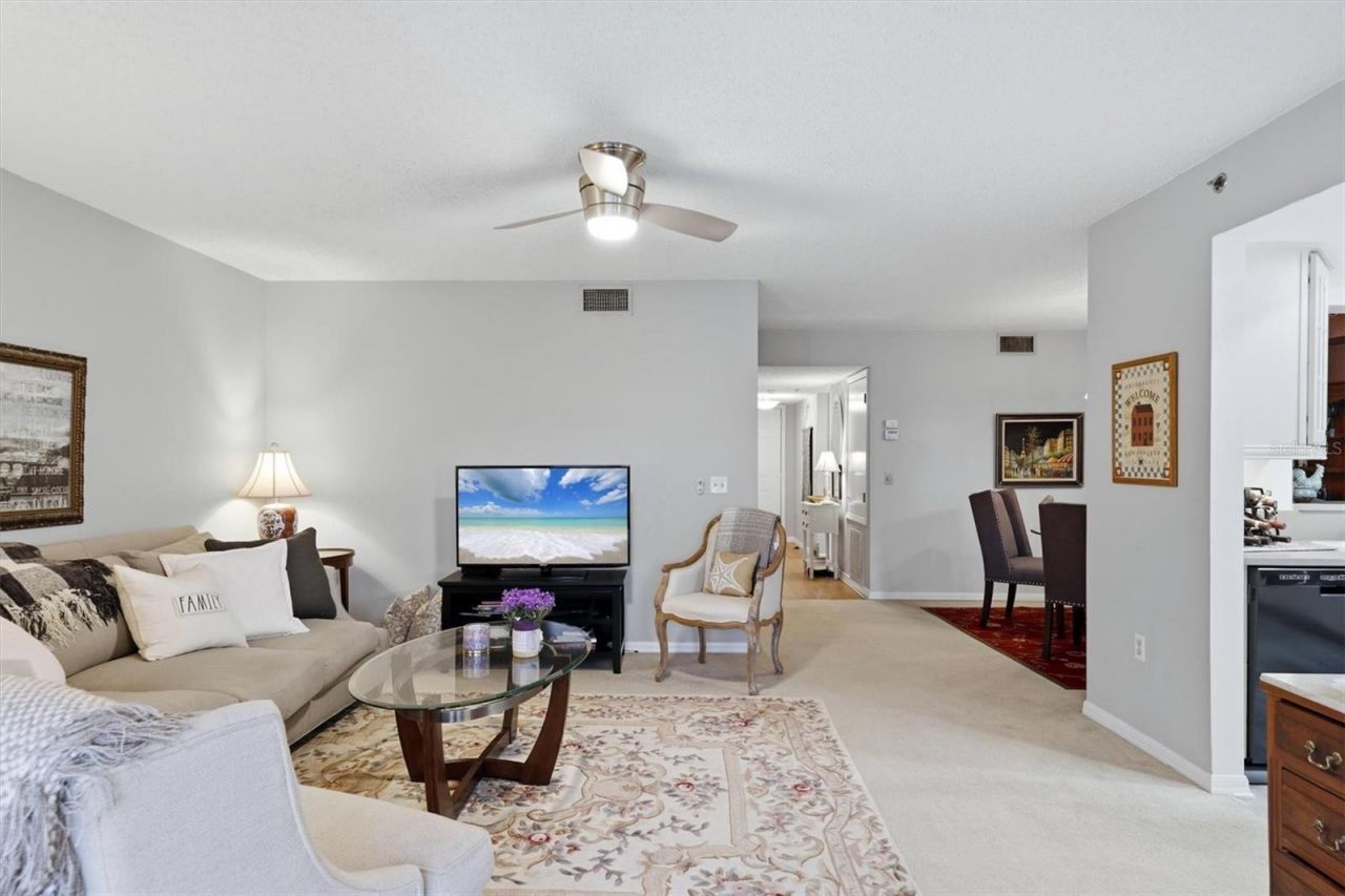 7301 29th Avenue Drive W, Unit 204, Bradenton, FL 34209 Photo