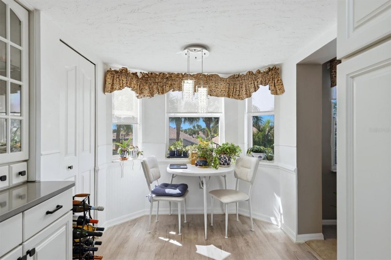 7301 29th Avenue Drive W, Unit 204, Bradenton, FL 34209 Photo