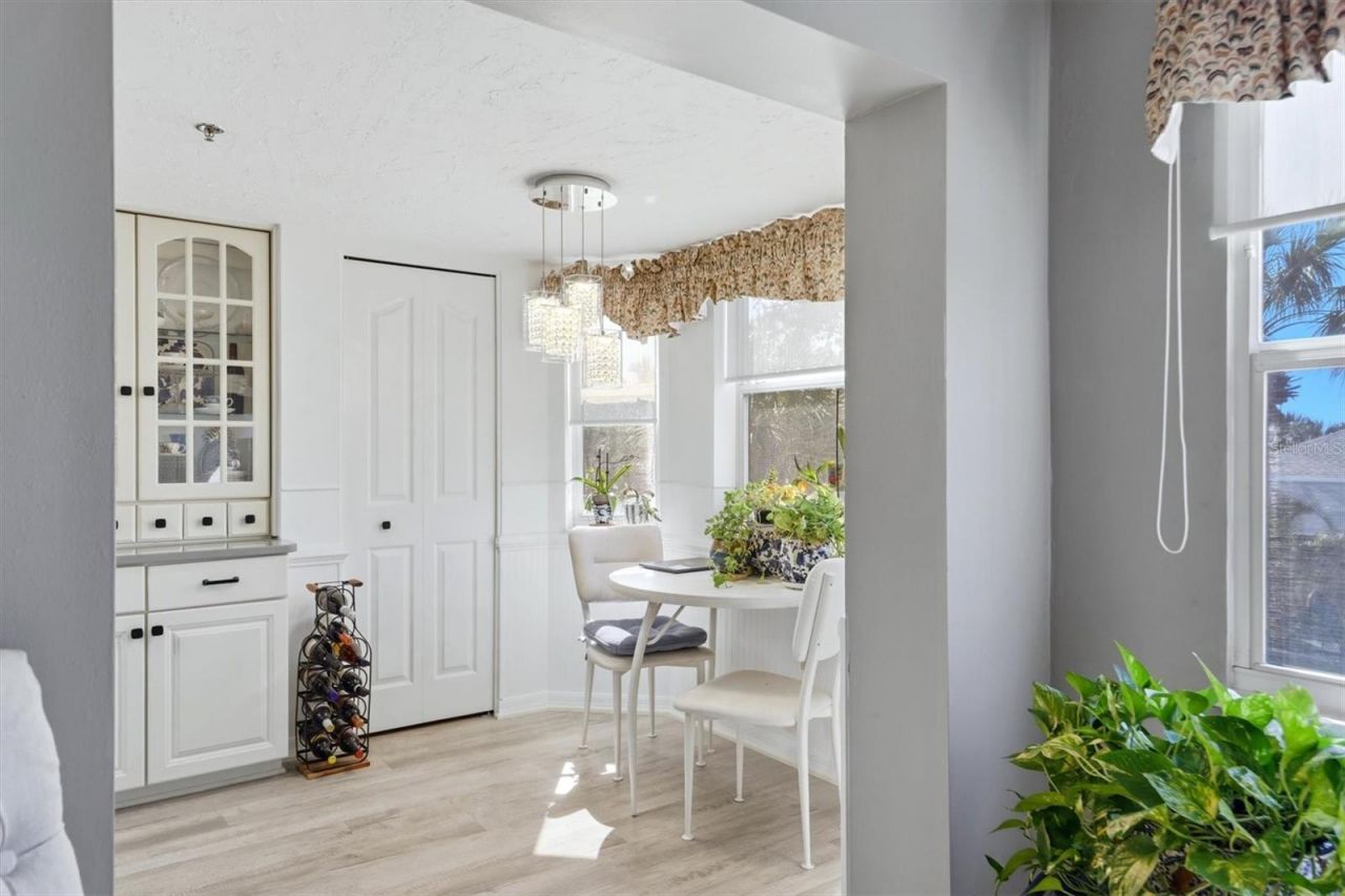 7301 29th Avenue Drive W, Unit 204, Bradenton, FL 34209 Photo