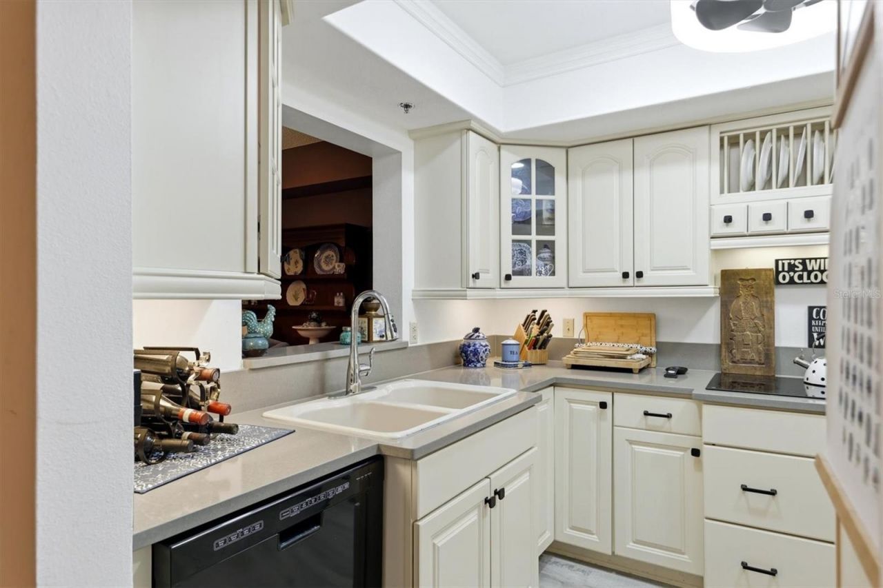 7301 29th Avenue Drive W, Unit 204, Bradenton, FL 34209 Photo