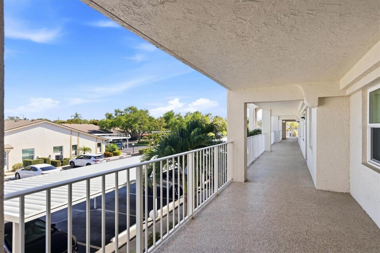 7301 29th Avenue Drive W, Unit 204, Bradenton, FL 34209 Photo