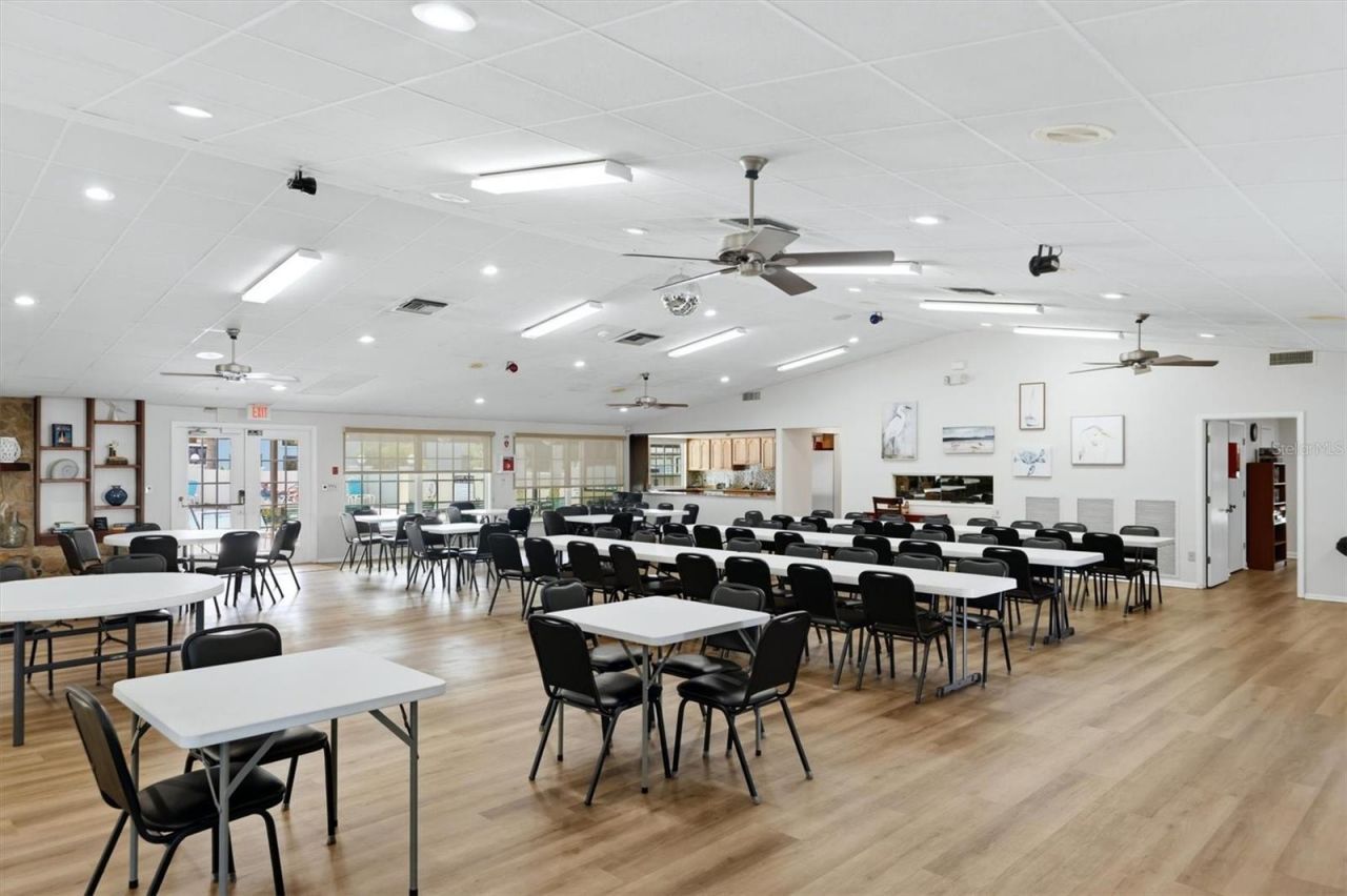 7301 29th Avenue Drive W, Unit 204, Bradenton, FL 34209 Photo