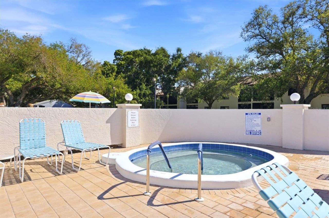 7301 29th Avenue Drive W, Unit 204, Bradenton, FL 34209 Photo