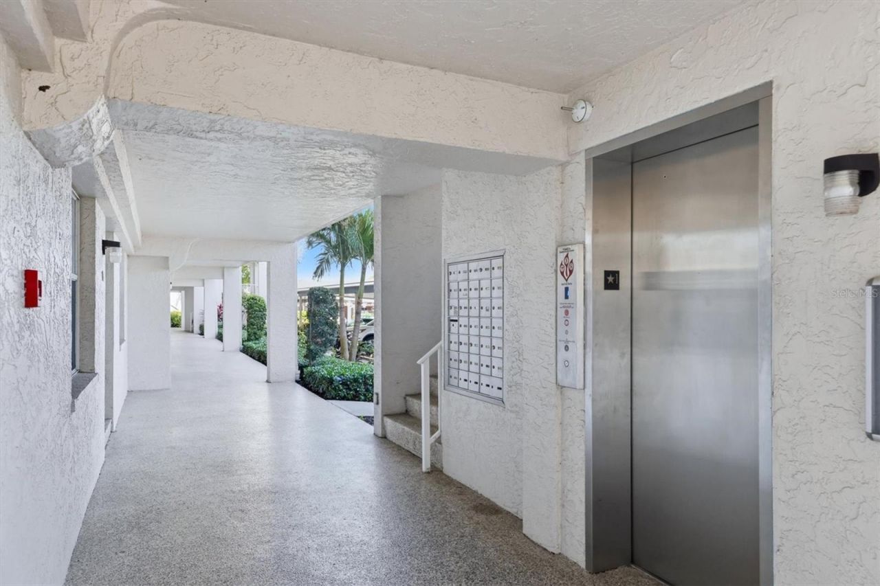 7301 29th Avenue Drive W, Unit 204, Bradenton, FL 34209 Photo