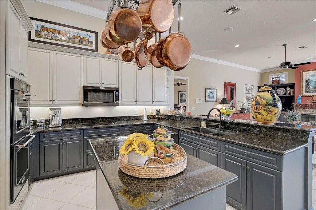 448 E Macewen Drive, Osprey, FL 34229 Photo