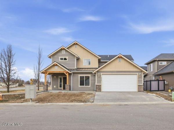 693 W MONASHEE LN , Hayden, ID 83835