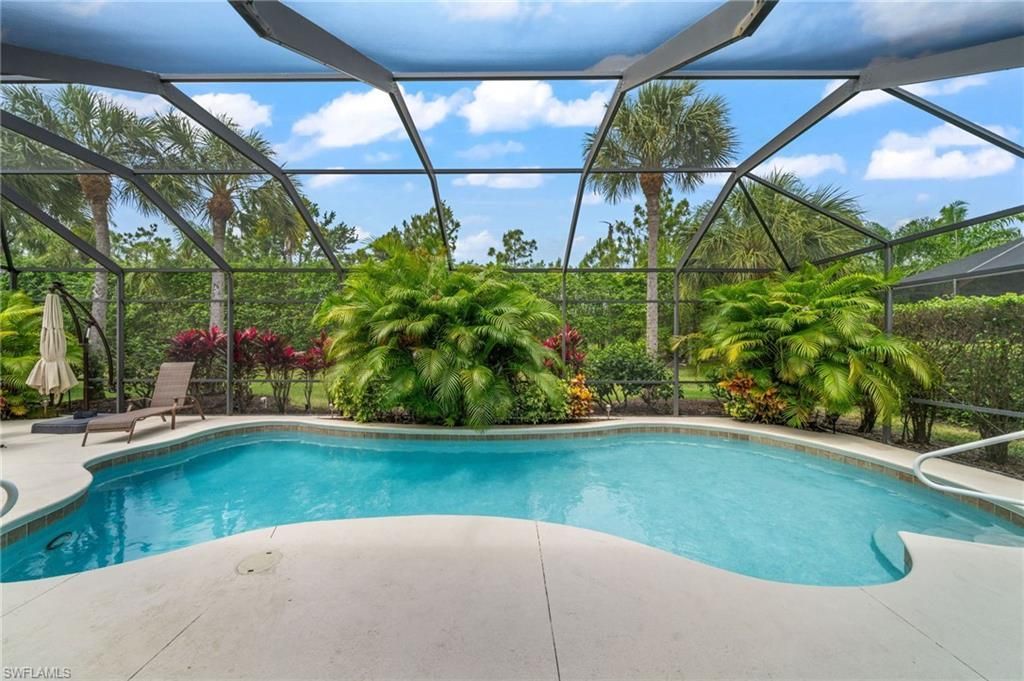 8888 Mustang Island Cir, Naples, FL 34113 Photo