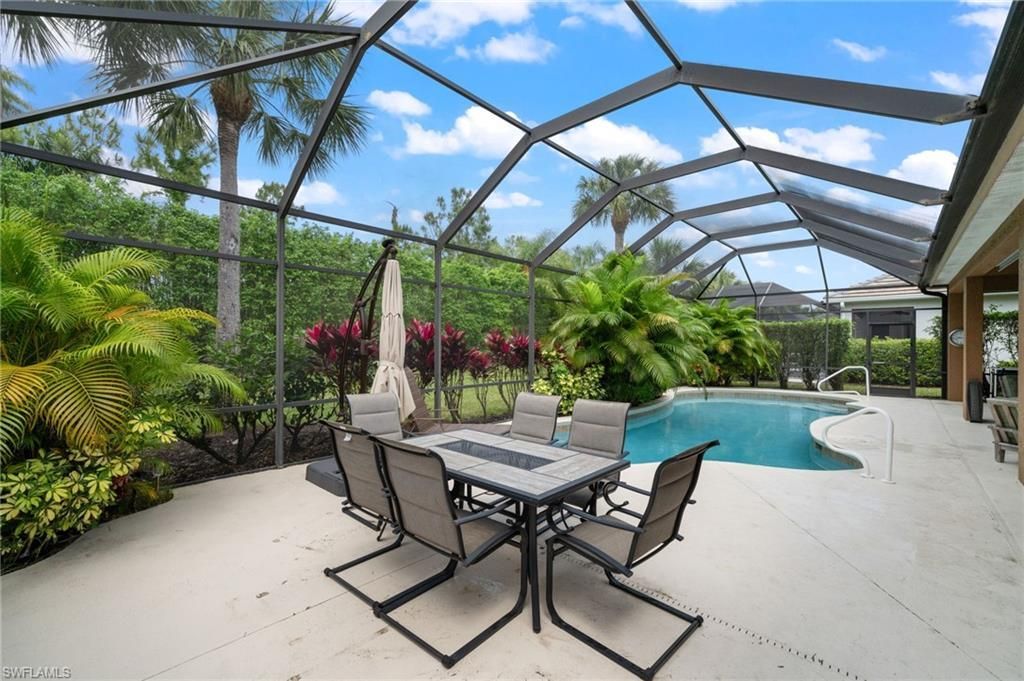 8888 Mustang Island Cir, Naples, FL 34113 Photo