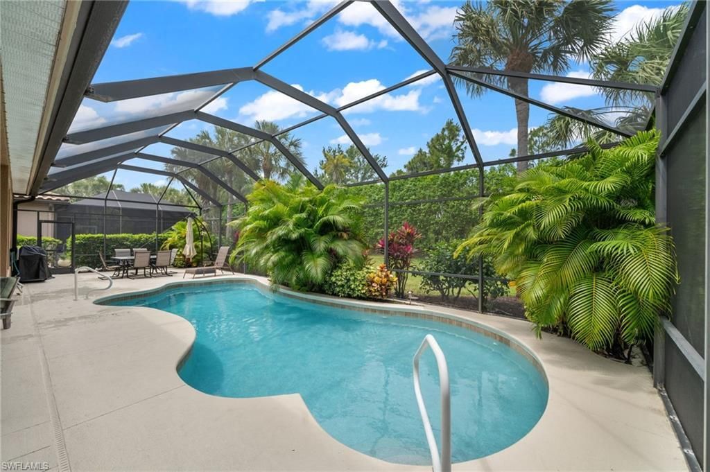8888 Mustang Island Cir, Naples, FL 34113 Photo