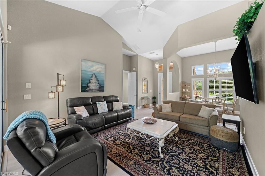 8888 Mustang Island Cir, Naples, FL 34113 Photo