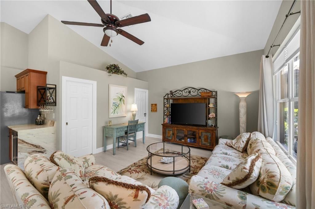 8888 Mustang Island Cir, Naples, FL 34113 Photo