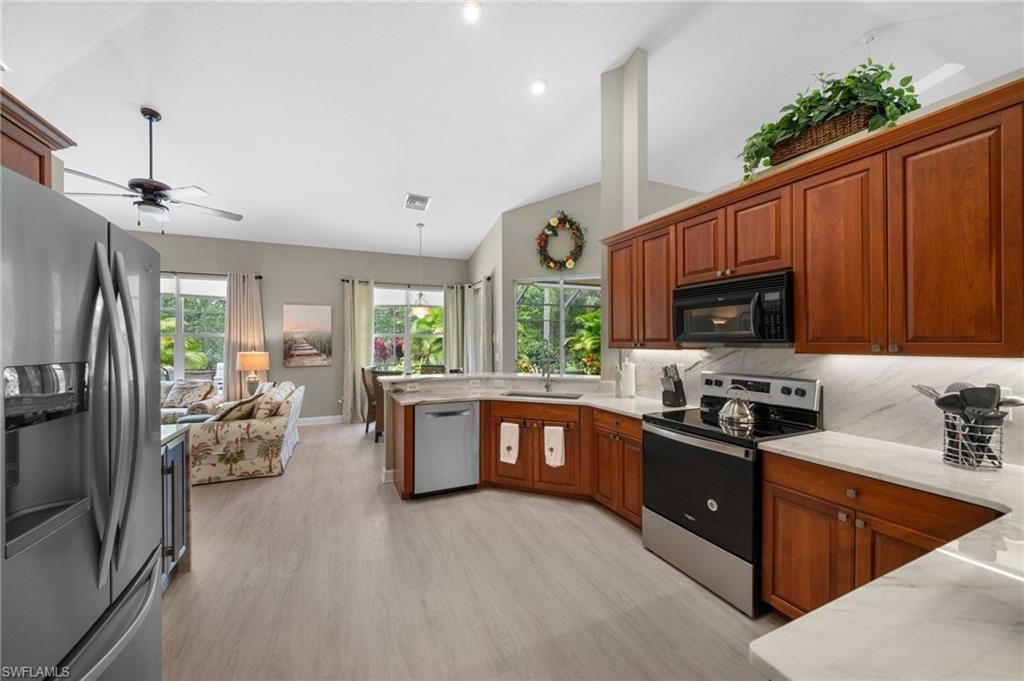 8888 Mustang Island Cir, Naples, FL 34113 Photo
