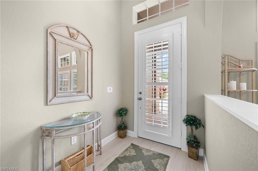8888 Mustang Island Cir, Naples, FL 34113 Photo