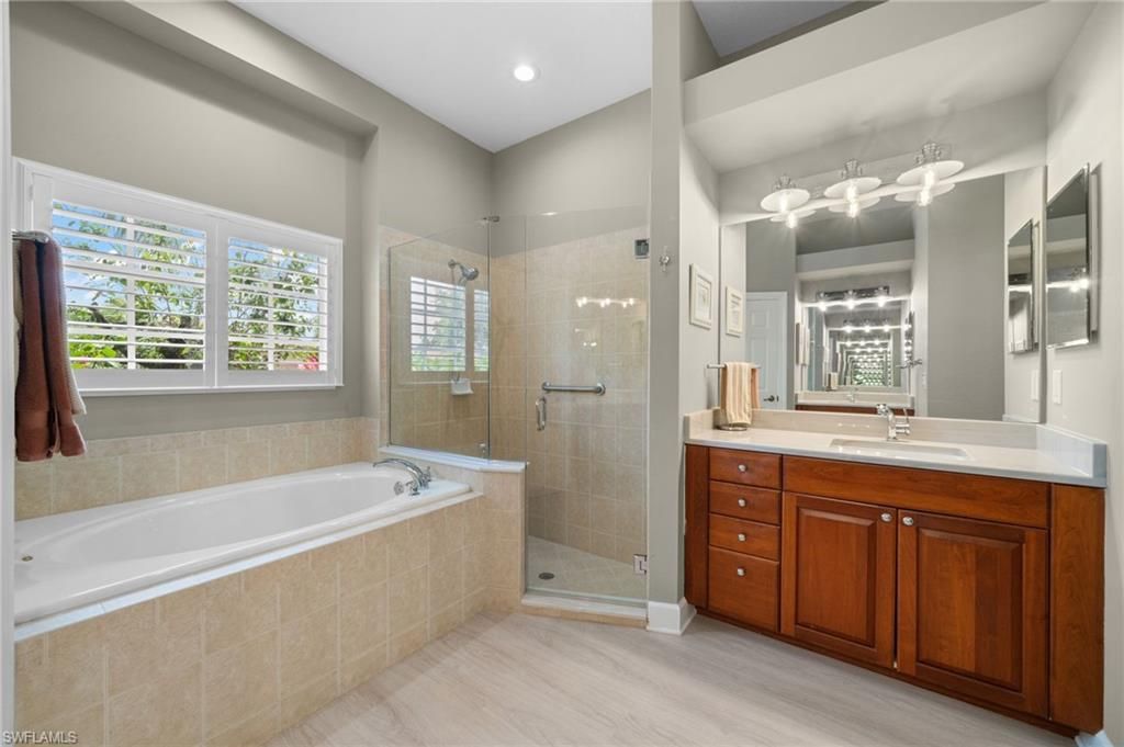 8888 Mustang Island Cir, Naples, FL 34113 Photo
