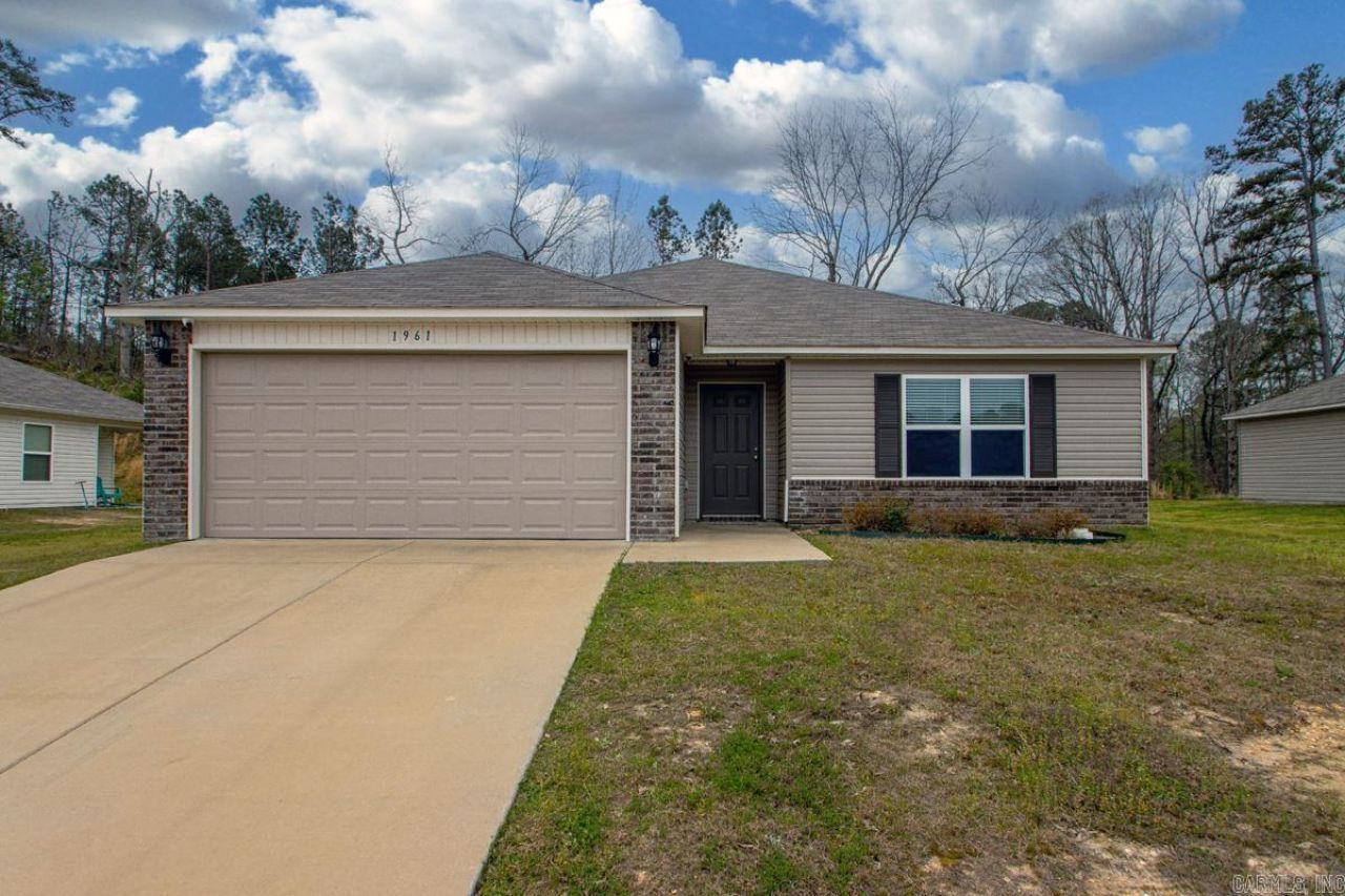 1961 Auburn Hills Drive Benton, AR 72015