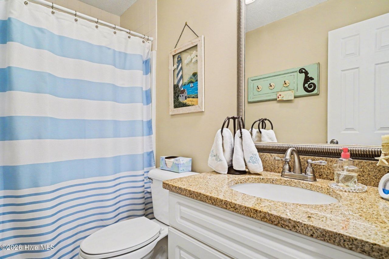 4413 Eastport Boulevard Photo 22
