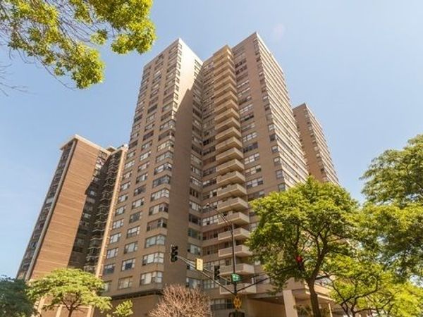 6301 N Sheridan Road , Unit 6O, Chicago, IL 60660