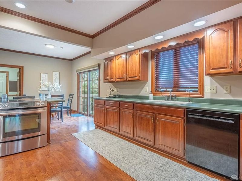 856 Timberlake, Kettering, OH 45429 Photo 14