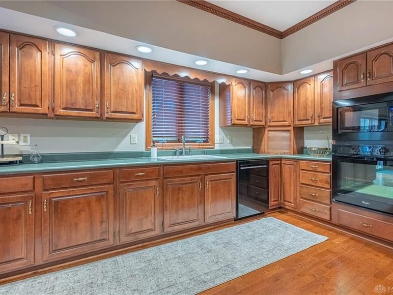 856 Timberlake, Kettering, OH 45429 Photo 16