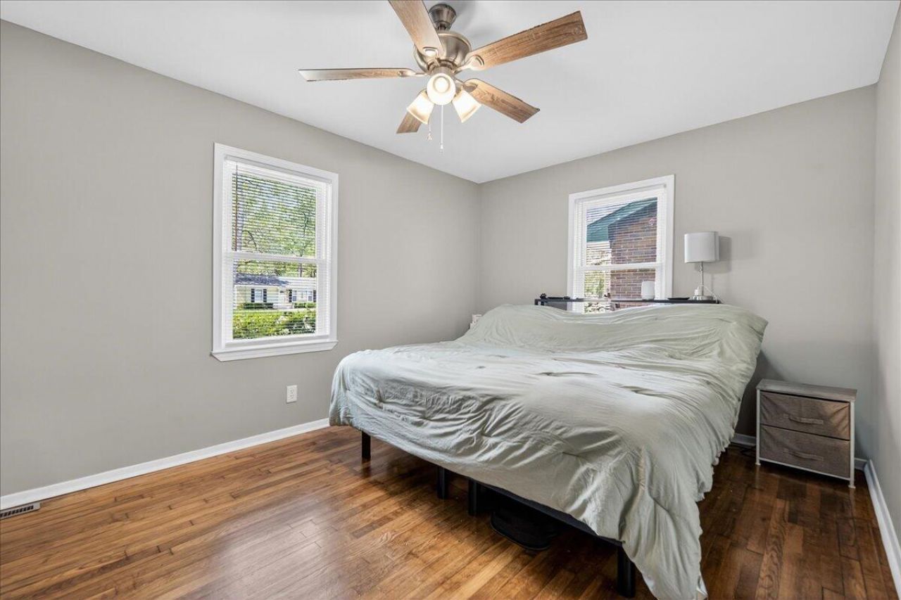 111 Harvey Avenue Photo 17