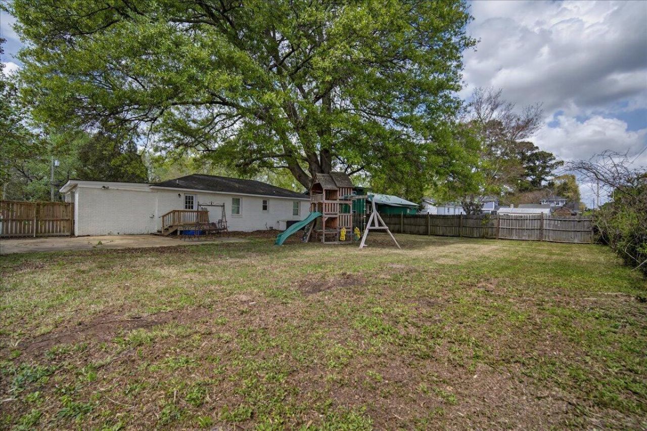 111 Harvey Avenue Photo 23