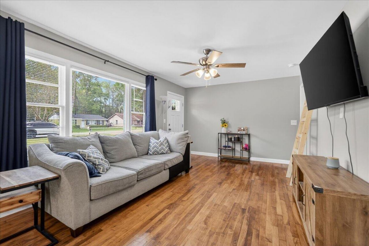 111 Harvey Avenue Photo 7